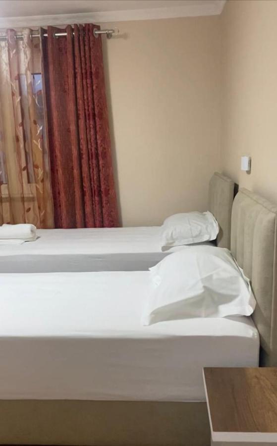 Aaa Apartment Berat Luaran gambar
